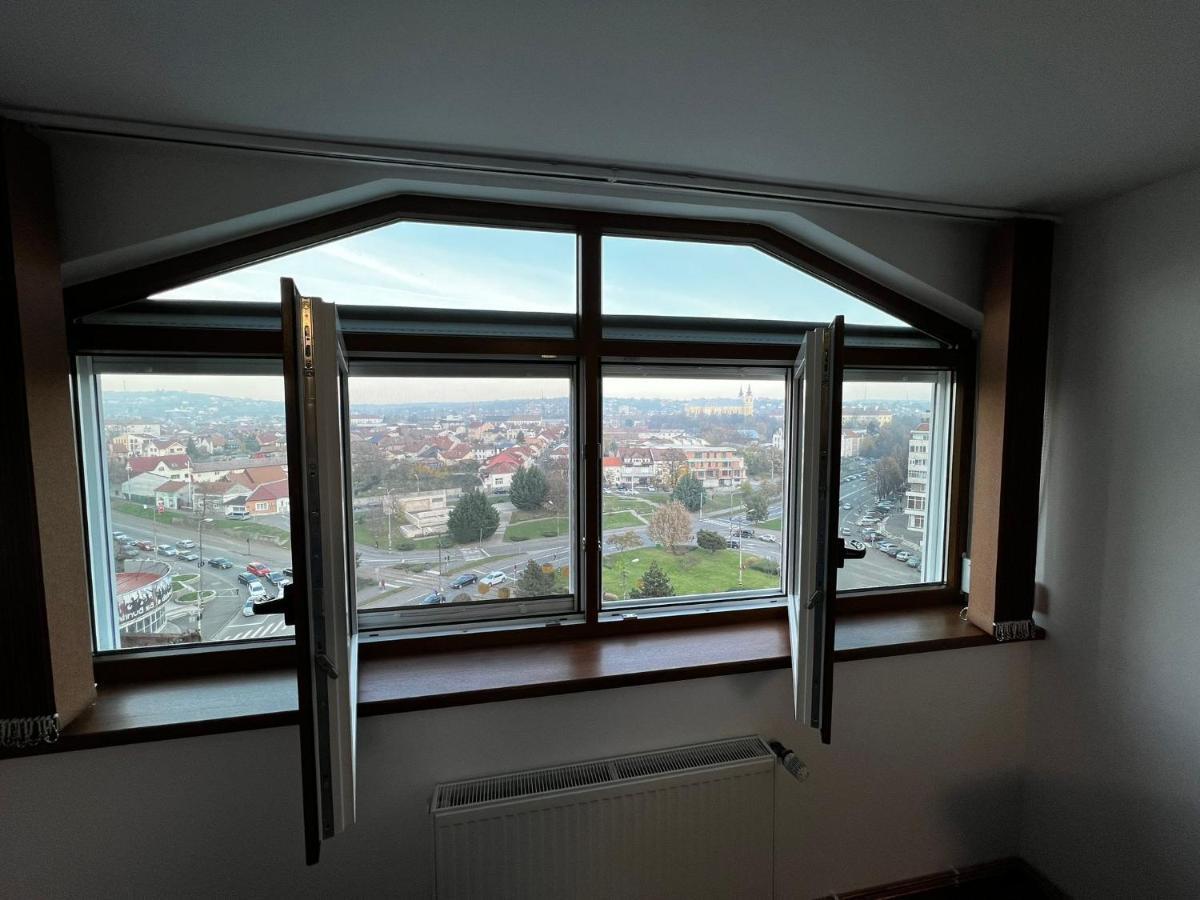 High Level Apart Oradea Free Reserved Parking ภายนอก รูปภาพ